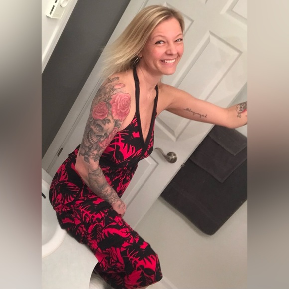 Meet your Posher, Kat - Picture 1 of 4